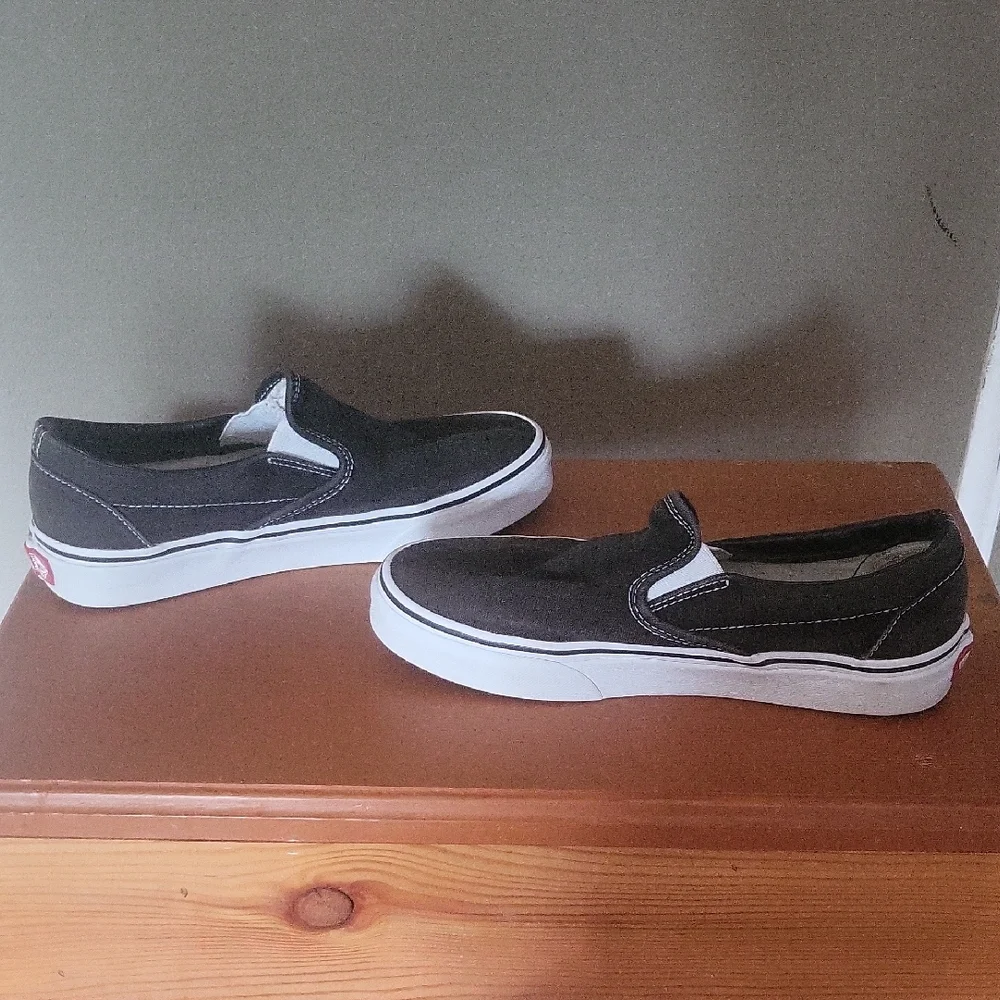 Vans Black and White Slip-On Sneakers - Picture 4 of 7